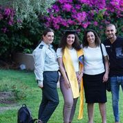 סטודנטים בטקס הענקת תארים 28.6 (111)